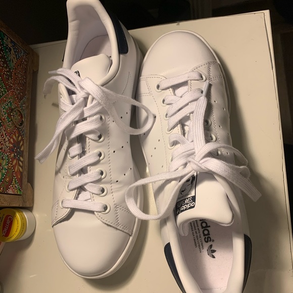 stan smith creasing